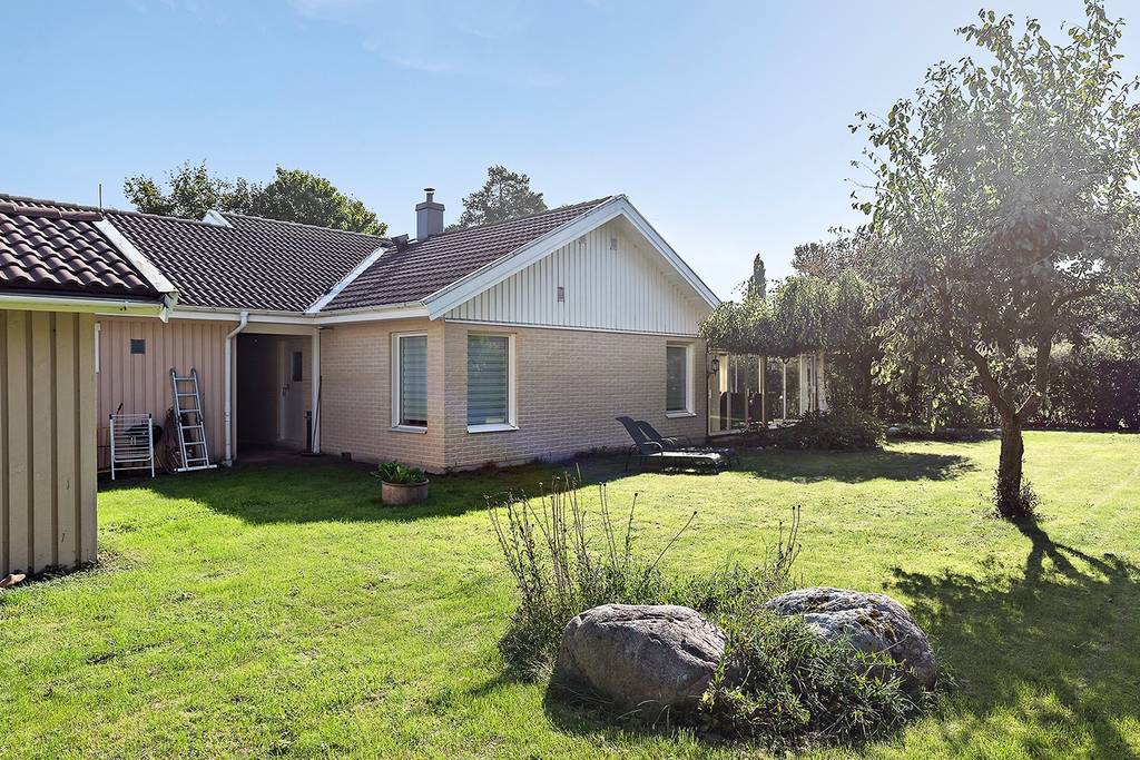 Bygga husgrund & markavjämning till bastustuga. Tyresö Strand